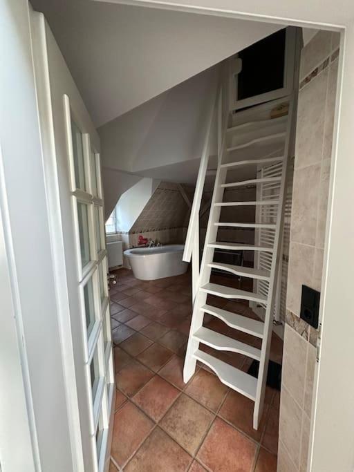 Panorama Penthouse In Wunderschoener Villa Kassel Esterno foto
