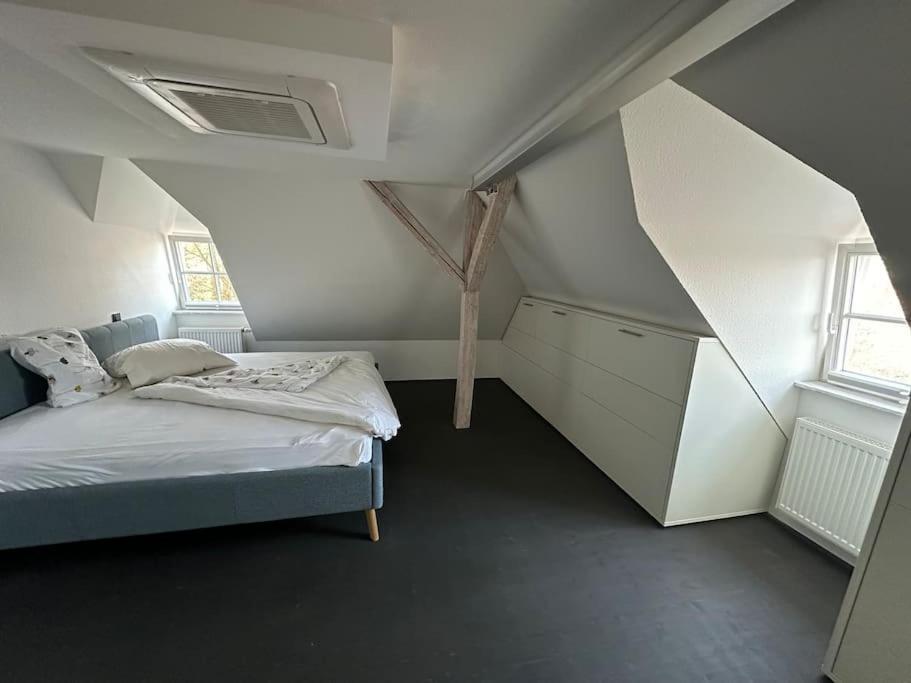 Panorama Penthouse In Wunderschoener Villa Kassel Esterno foto