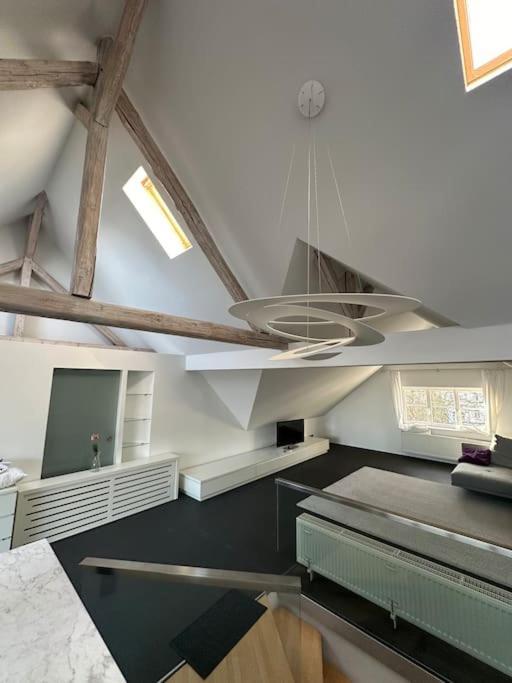 Panorama Penthouse In Wunderschoener Villa Kassel Esterno foto
